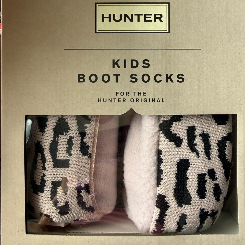 Hunter Kids Leopard Print Boot Socks in Pink and Black